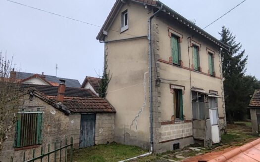 IM8074 MAISON ANCIENNE DISTRICT MONTARGIS