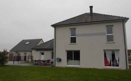 IM8089 VILLA RECENTE 10 MINUTES OUEST