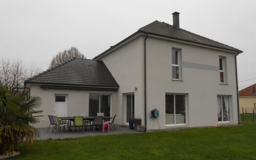 IM8089 VILLA RECENTE 10 MINUTES OUEST