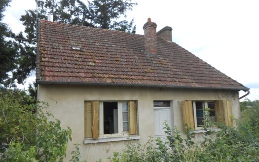 IM8109 MAISON CHATILLON COLIGNY A RESTAURER