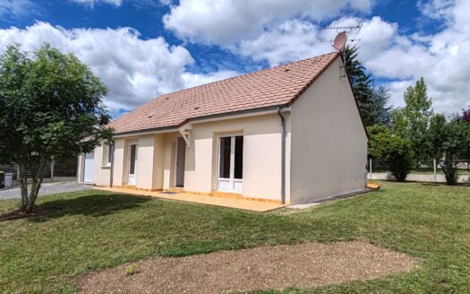 IM8123 PAVILLON AMILLY BOURG